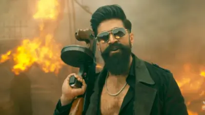Toxic Movie: టాక్సిక్ మూవీ రాసింది ఒకటి.తీసింది ఇంకొకట. ఇంతకీ ఫస్ట్ రాసుకున్న కథ ఏంటంటే.