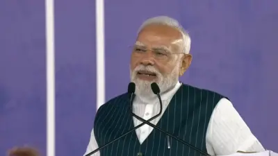 PM Modi Inaugurated CG Semi OSAT Facility In Sanand : भारत जो ठान लेता है, वो करके दिखाता है, देश के तीसरे सेमीकंडक्टर प्लांट का उद्घाटन करते हुए बोले पीएम नरेंद्र मोदी