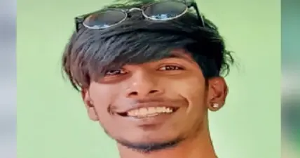 காதலியை பார்த்துவிட்டு வரும்வழியில் இளைஞருக்கு நடத்த கோர மரணம்.. சென்னையில் ஷாக்.!