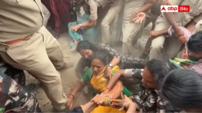 Kalvakuntla Kavitha Uppal Bhagayat Protest: ఉప్పల్ భగాయత్ లో తీవ్ర ఉద్రిక్తత.. తెలంగాణ రక్షణ సేన భూపోరాటంలో కవితకు గాయాలు.. అరెస్ట్!