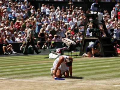 Wimbledon: Noskova, Kostyuk reach maiden semifinals in London