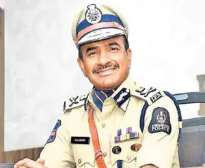 పోలీస్ అసోసియేషన్ ఎన్నికలు నిర్వహించాలి: DGP