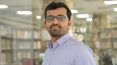 പ്രൊഫസര് മഹ്മൂദ് കൂരിയയ്ക്ക് 1.26 കോടി രൂപയുടെ ഫിലിപ് ലീവര്ഹ്യും അവാര്ഡ്