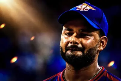 IPL 2026: আরও এক দুঃস্বপ্নের আইপিএল! দায় স্বীকার করে লখনউয়ের নেতৃত্ব ছাড়লেন ঋষভ পন্থ