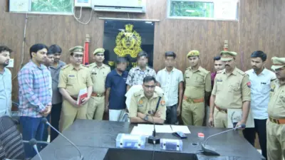 Barabanki Cyber Crime: नकली फिंगरप्रिंट से बैंक खातों में सेंध! बाराबंकी में AEPS फ्रॉड गैंग का पर्दाफाश, 3 साइबर ठग गिरफ्तार
