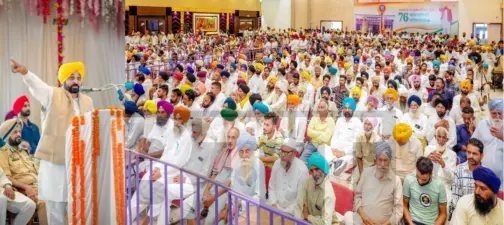 ਸੂਬੇ ਨੂੰ ਦੋਵੇਂ ਹੱਥੀਂ ਲੁੱਟਣ ਵਾਲੇ ਨੇਤਾਵਾਂ ਪਾਸੋਂ ਇਕ-ਇਕ ਪੈਸੇ ਦੀ ਵਸੂਲੀ ਹੋਵੇਗੀ: CM