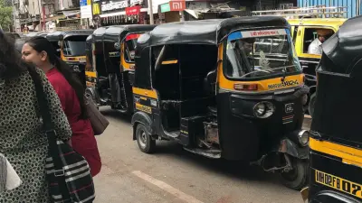 Mumbai : टॅक्सी, रिक्षांच्या मीटरचे फेरप्रमाणीकरण ३० नोव्हेंबरपर्यंत; १ सप्टेंबरपासून मुंबईत रिक्षा, टॅक्सींचे भाडे वाढणार