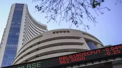 सेंसेक्स में 100 अंकों से अधिक का उछाल, कोटक महिंद्रा बैंक और इटरनल में सबसे ज्यादा तेजी