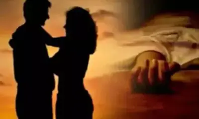ప్రేమ పాశానికి భగ్న ప్రేమికుడు బలి