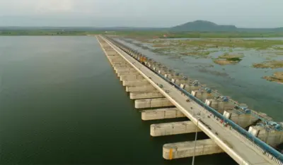 Medigadda Barrage : ప్రమాదంలో మేడిగడ్డ బ్యారేజీ - కేంద్రం రెడ్ అలర్ట్