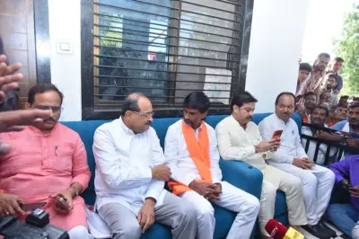 मराठा समाजाची 'अग्निपरीक्षा' घेऊ नका; जरांगेंचा हल्लाबोल, आजपासून उपोषण