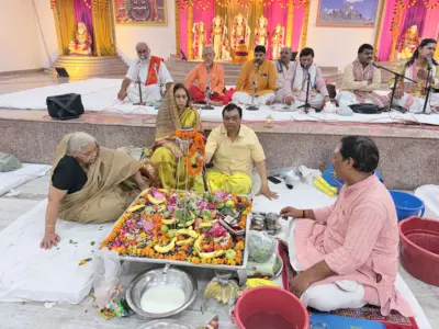 Lucknow News: ऐशबाग में "हर-हर महादेव" के जयघोष के साथ 18वें सपादलक्ष रुद्राभिषेक का हुआ भव्य शुभारंभ, 5500 रुद्रों का हुआ सामूहिक पूजन