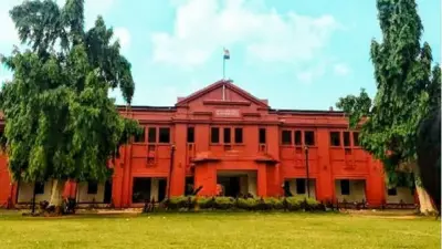 Ravenshawa University: ଆଜି ରେଭେନ୍ସା ଶିକ୍ଷକଙ୍କ ସାମୂହିକ ଛୁଟି, କଳା ବ୍ୟାଜ୍ ପିନ୍ଧି ପ୍ରତିବାଦ କରିବେ ଶିକ୍ଷକ