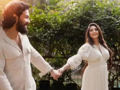 Akhil's Fiancée Zainab's Age Turns Hot Topic