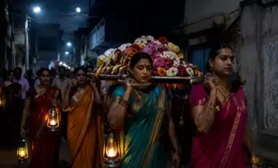 सिर्फ रात को ही क्यों निकाली जाती है किन्नरों की शव यात्रा, वजह जानकर चौंक जायेंगे आप