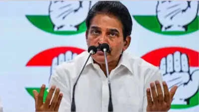 കെസി വേണുഗോപാലിന് വക്കീല്‍ നോട്ടീസ് അയച്ച്‌ സിപിഎം
