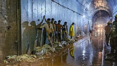 Konkan Railway paralysed following soil slip amid heavy rains