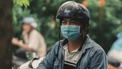Does wearing a helmet really cause hair fall? Know the truth behind it?