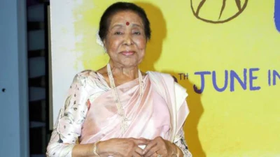 Asha Bhosle's Son Anand Shares Last Darshan Timings, Requests People Not To Gather At Crematorium