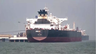 US Intercepts Iranian Oil Tankers Near India, Malaysia, Sri Lanka Amid Escalating Gulf Tensions