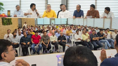 Surat: In-depth discussion on business recession at the 216th weekly meeting of SMA