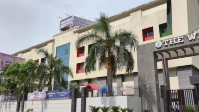 నోయిడా స్కూల్‌పై ఐటీ 'స్ట్రైక్'.. రూ. 125 కోట్ల బిల్డింగ్ 'బినామీ'గా గుర్తింపు! 700 మంది విద్యార్థుల భవిష్యత్తు ఏంటి?