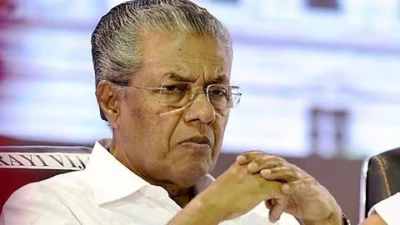 തിരിച്ചടിക്ക് പിന്നാലെ മുഖ്യമന്ത്രിയുടെ നാടകീയ രാജി; ഗവര്‍ണര്‍ക്ക് രാജിക്കത്ത് നല്‍കിയത് പ്രത്യേക ദൂതൻ വഴി