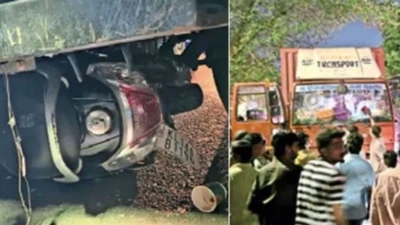 స్కూటీని ఢీకొట్టి 5 కి.మీ ఈడ్చుకెళ్లిన డీసీఎం