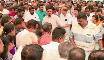 ബെംഗളൂരുവില്‍ ആശുപത്രിയുടെ ചുറ്റുമതില്‍ ഇടിഞ്ഞുള്ള മരണം; അഞ്ചു ലക്ഷം രൂപ സഹായധനം പ്രഖ്യാപിച്ച്‌ മന്ത്രി