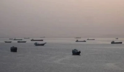 قانون کے تحت بحری جہازوں کو ہرمز عبور کرنے کی اجازت دے رہے: ایران