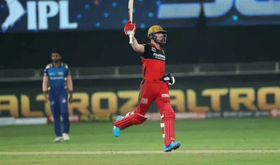 बेंगलुरु की सुपर ओवर में मुंबई पर रोमांचक जीत