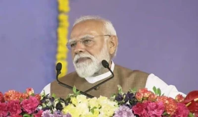 தெற்கில் மோடி அதிரடி: புதுவையில் ரோடு ஷோ... சென்னையில் ஆலோசனை... நாளை கேரளா பயணம்!