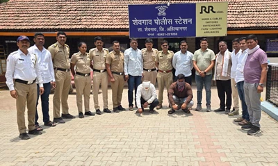 शेवगाव पोलिसांची अवैध वाळू वाहतूक व गोमांस प्रकरणी मोठी कारवाई