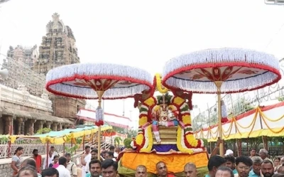 నవనీత కృష్ణుడిగా అలరించిన ఒంటిమిట్ట రామయ్య