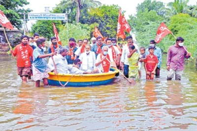 మీ నాన్న పేరు చెడగొడుతున్నావ్