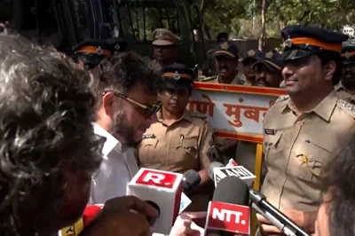 मुंबईतील आरे कॉलनीमध्ये तणाव! अनेक वर्षांचा जुना दर्गा मुंबई महानगरपालिकेकडून जमीनदोस्त