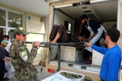 One killed, 10 injured as mini-bus strikes motorists in Eastern Afghanistan