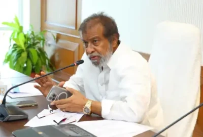 తెలంగాణలో ప్రభుత్వ ఆసుపత్రుల రూపురేఖలు మార్చాలి