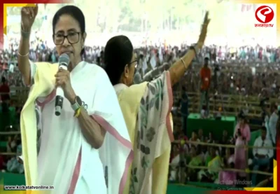 'বাদ পড়া নাম তুলতে ট্রাইব্যুনালে যাব', মতুয়াগড়ে হুশিয়ারি মমতার