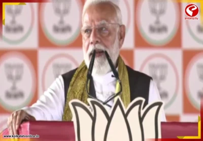 'কেন্দ্রের স্কিম বাংলায় চালু করতে দেওয়া হচ্ছে না', হলদিয়া থেকে তৃণমূলকে আক্রমণ মোদি'র
