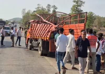 మహారాష్ట్రలో ఘోర రోడ్డు ప్రమాదం...12 మంది మృతి