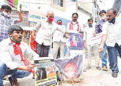 మానవహక్కులను హరిస్తున్న యోగి సర్కార్