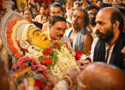 RAJ SHETTY: ನೇಮೋತ್ಸವದಲ್ಲಿ ರಾಜ್‌ ಶೆಟ್ರು, ದೈವದ ಮುಂದೆ ಶರಣಾದ ನಟ