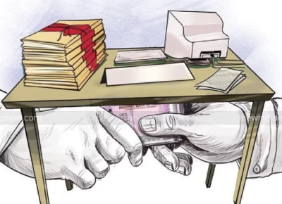 Senior Clerk in Mumbai's education office arrested for demanding bribe of ₹1.5 lakhs