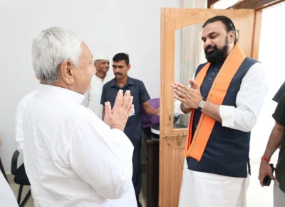 बिहार में कैबिनेट विस्तार की हलचल तेज, नीतीश कुमार से मिले मुख्यमंत्री सम्राट चौधरी