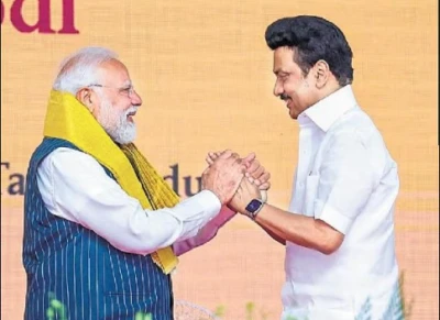 #BREAKING பரபரப்பாகும் அரசியல் களம்... தவெகவை காலி செய்ய திமுக- அதிமுக ஸ்கெட்ச்