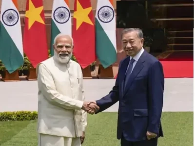 व्हिएतनाम अध्यक्षांशी  पंतप्रधान मोदींची चर्चा