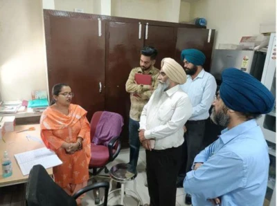 ਸਿਵਲ ਸਰਜਨ ਵੱਲੋਂ ਪੀ.ਐੱਚ.ਸੀ., ਜਾਡਲਾ ਵਿਖੇ ਸਿਹਤ ਸੇਵਾਵਾਂ ਦਾ ਨਿਰੀਖਣ