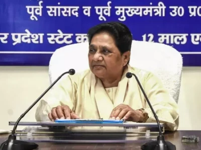 संविधान और धर्मनिरपेक्षता से समझौता देशहित में नहीं, पश्चिम बंगाल हिंसा पर मायावती की सरकारों को नसीहत
