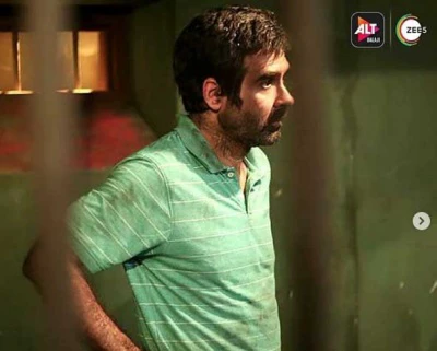 Mukul Chadda to be Divyenndu Sharma's on-screen dad
